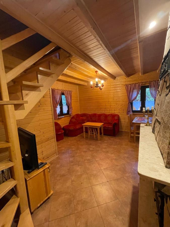 Trzy Domki W Bieszczadach Bukowiec  Buitenkant foto